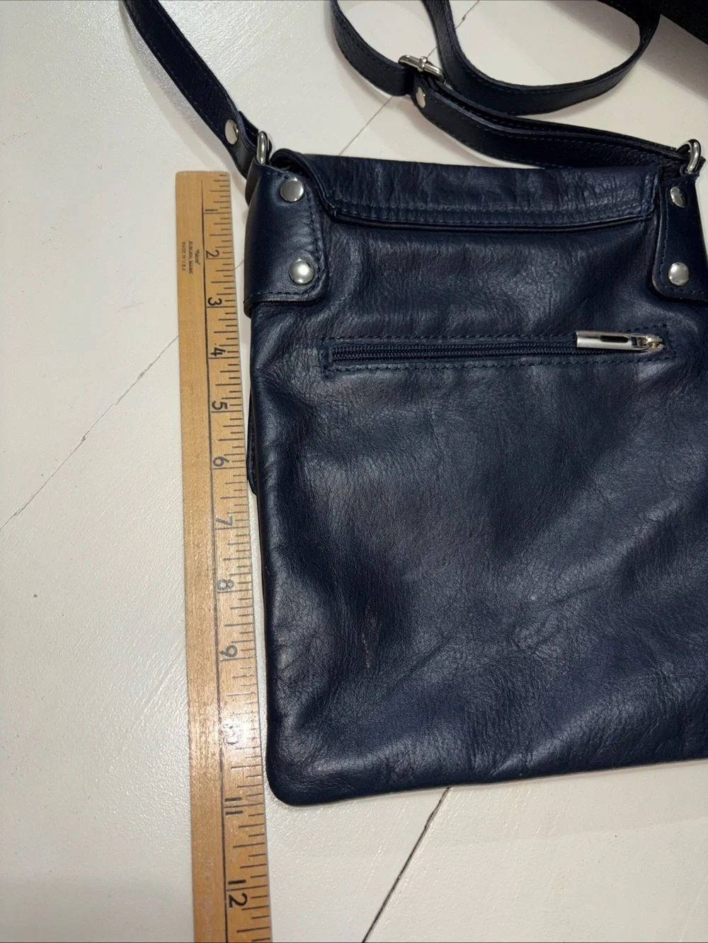 Vera Pelle Dark Navy Leather Messenger Crossbody